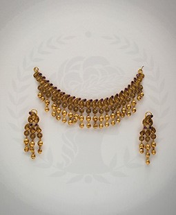 1576391892-97_choker-gold-polki-necklace-set.jpg